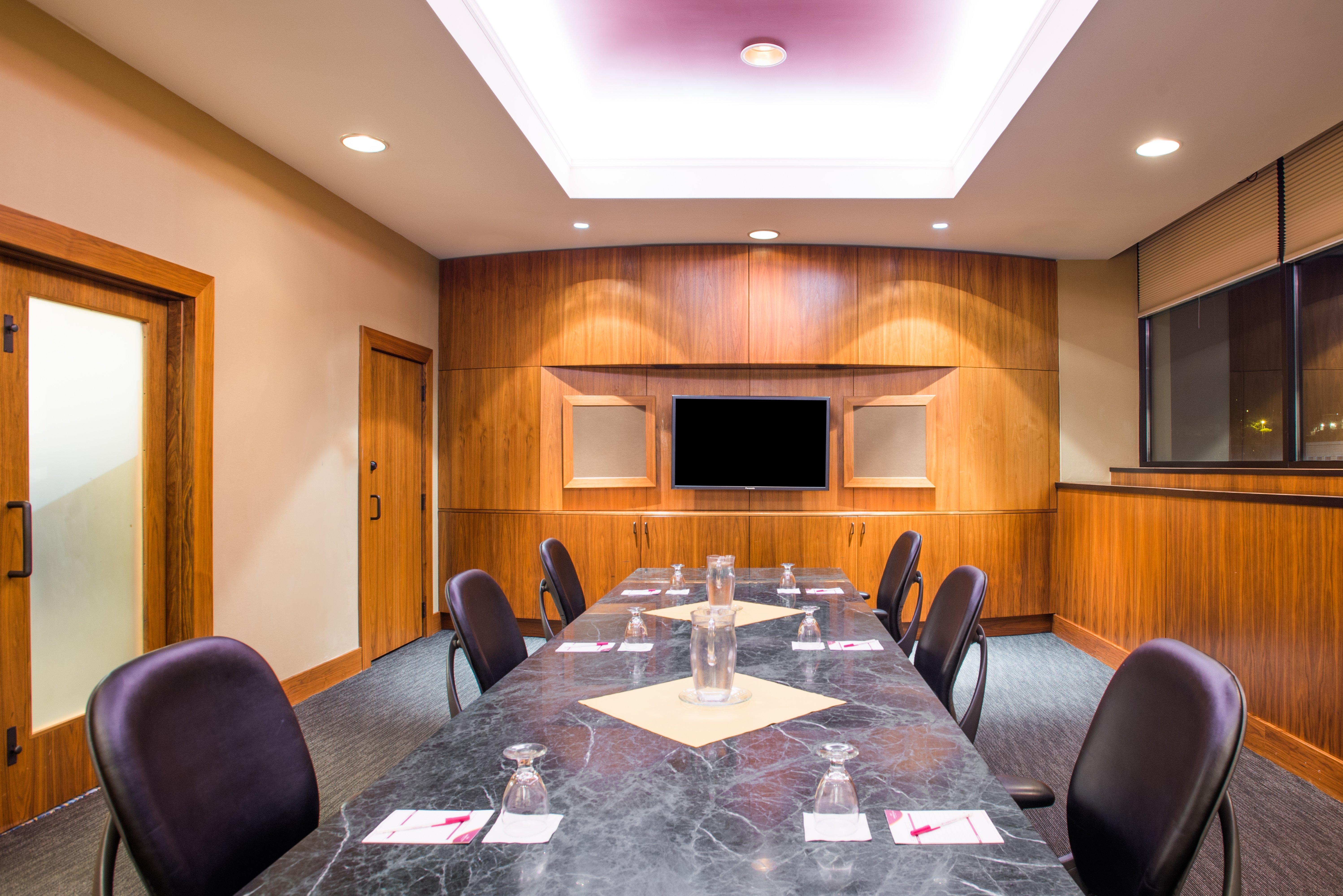 Holiday Inn & Suites Pittsfield-Berkshires By Ihg Extérieur photo
