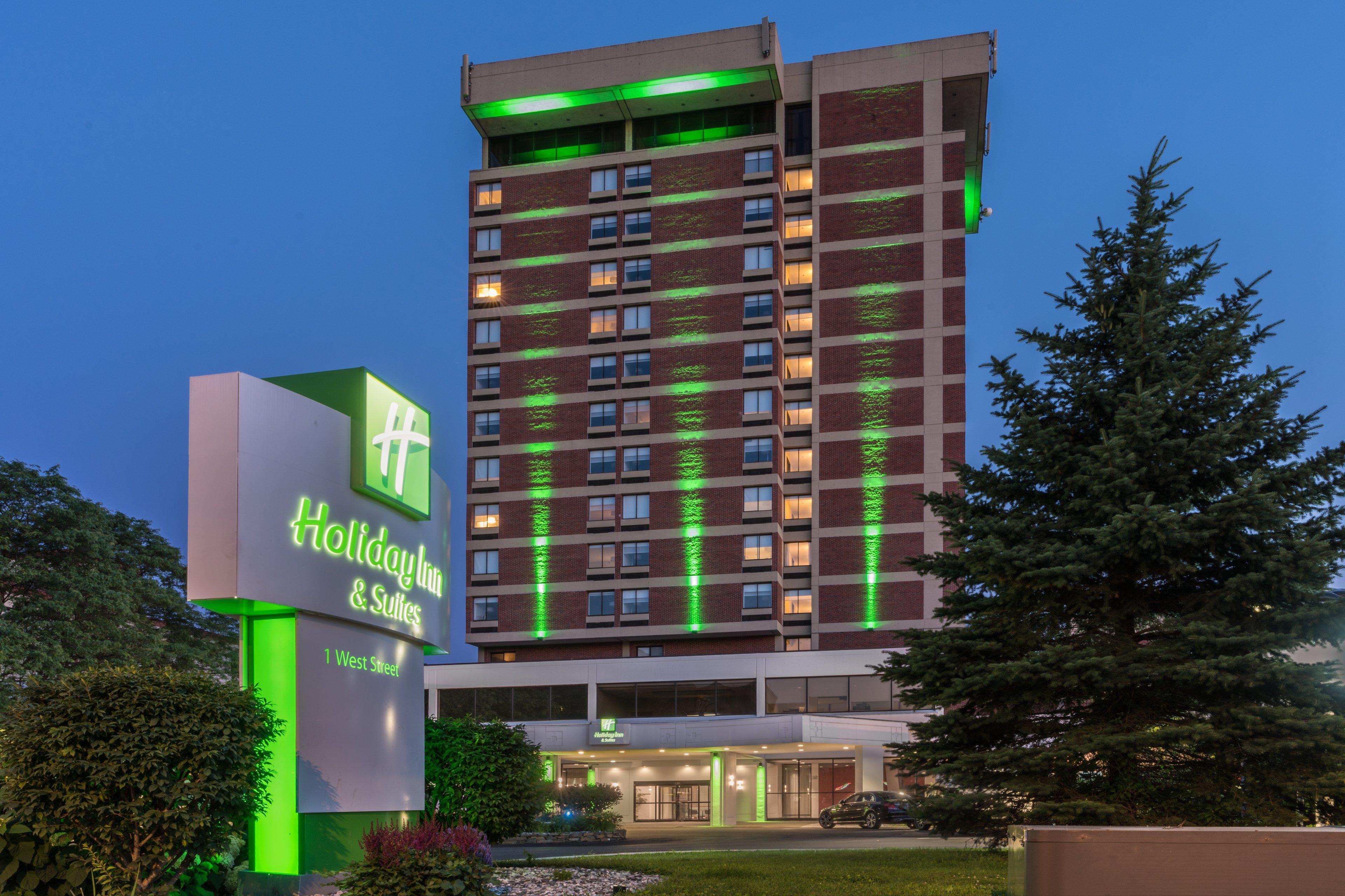 Holiday Inn & Suites Pittsfield-Berkshires, An Ihg Hotel Extérieur photo