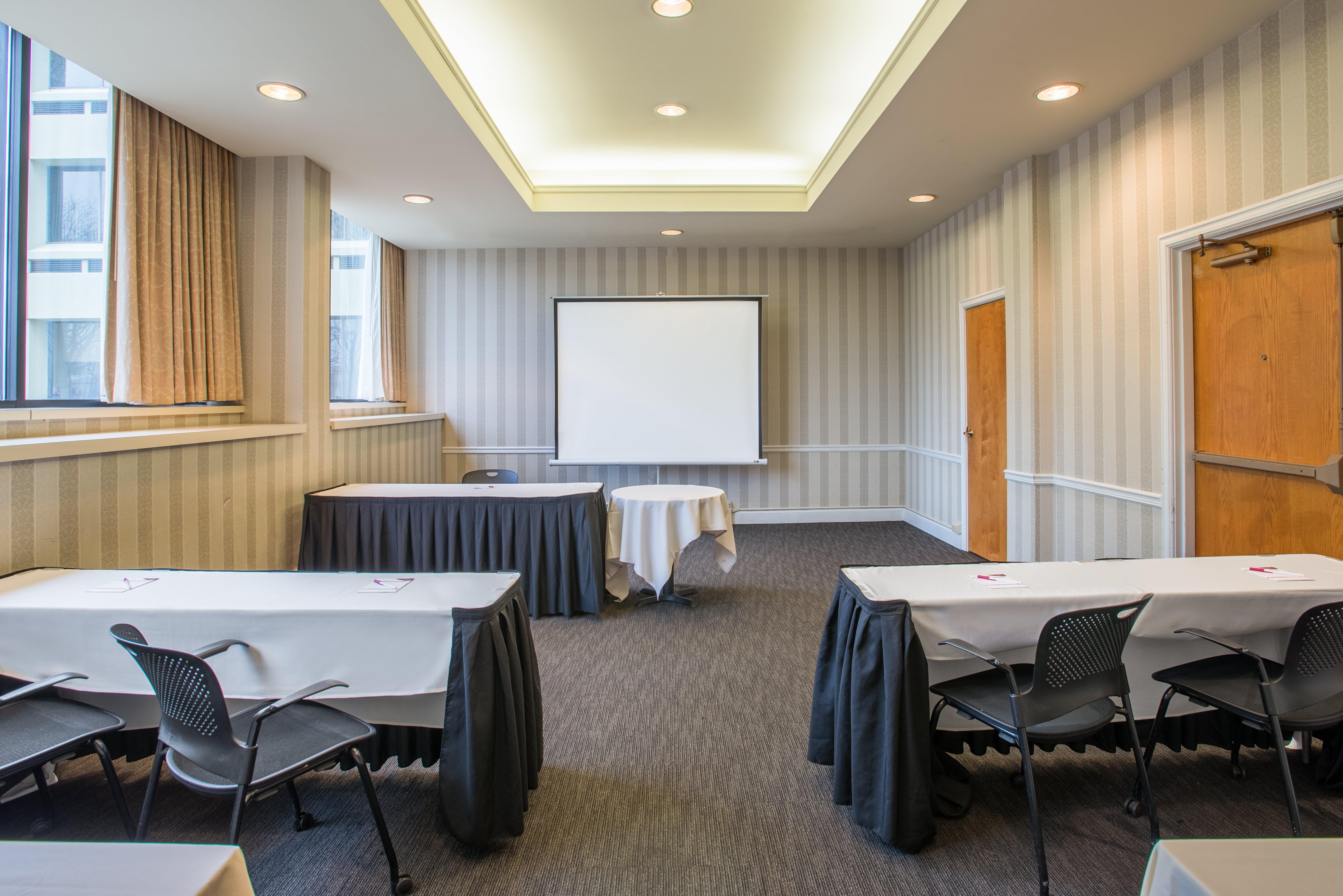 Holiday Inn & Suites Pittsfield-Berkshires By Ihg Extérieur photo