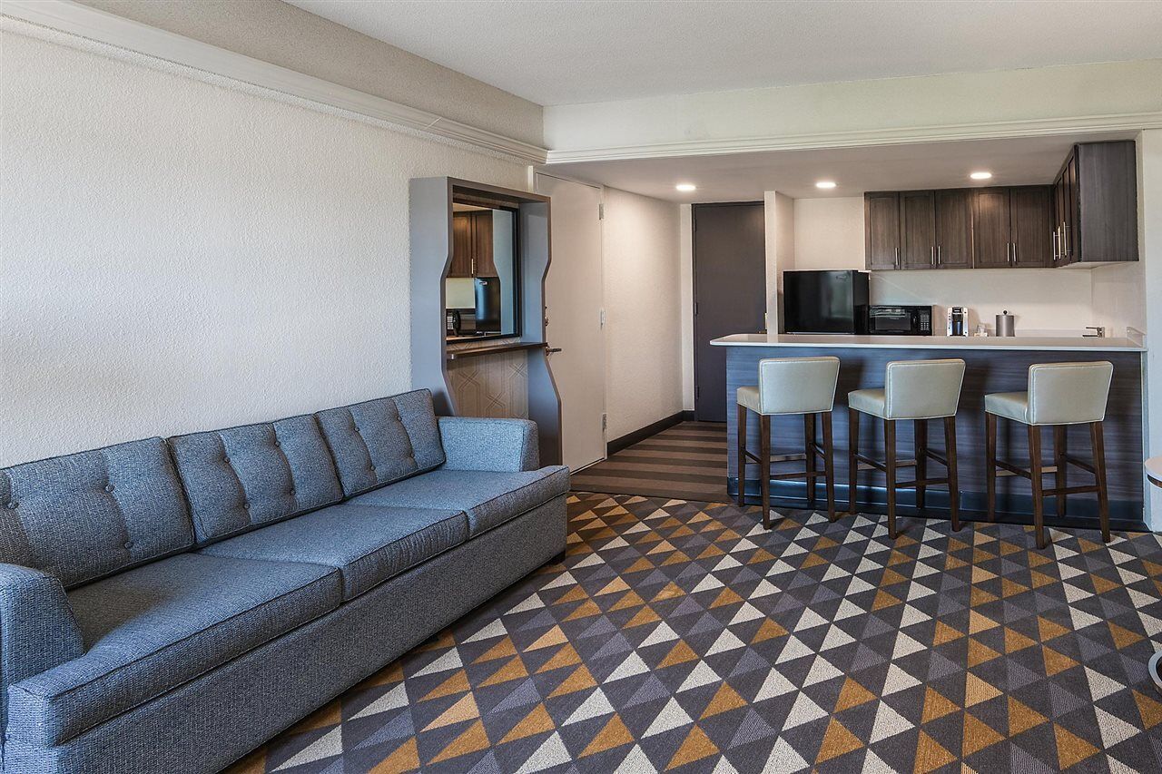 Holiday Inn & Suites Pittsfield-Berkshires By Ihg Extérieur photo